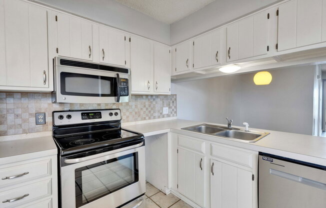 1714 TIMBER RDG DR