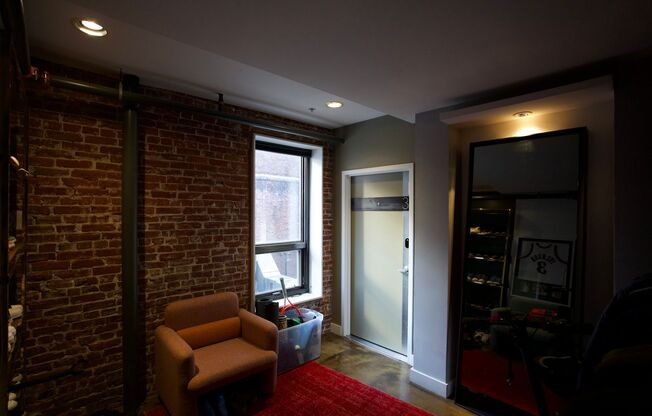 2 beds, 2.5 baths, 1,300 sqft, $3,600, Unit 03