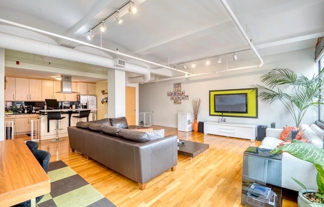 121 Beach St.