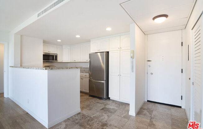 2 beds, 2 baths, 1,080 sqft, $4,850, Unit 708