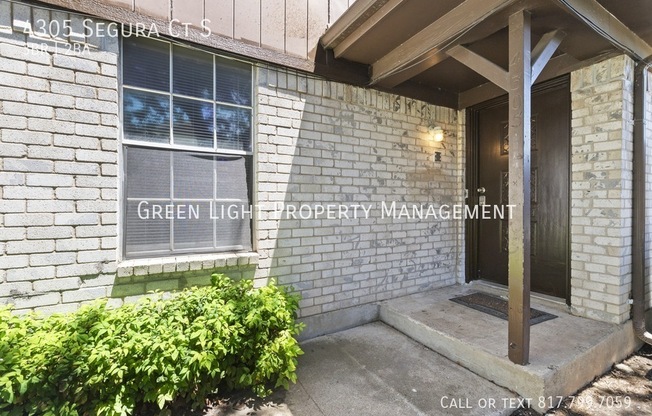 4305 SEGURA CT S