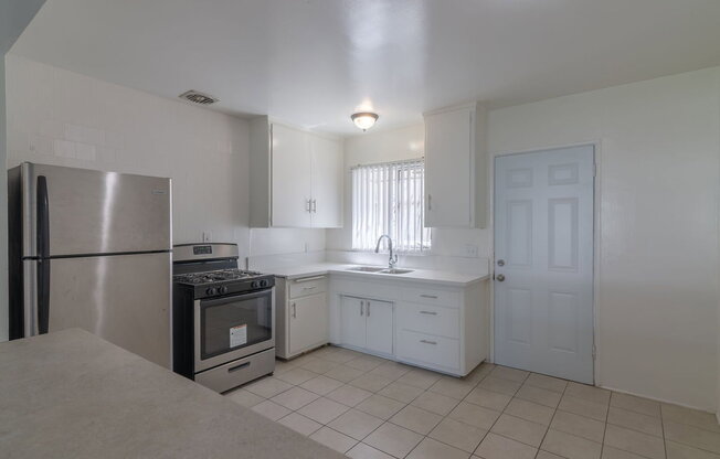3868 POTOMAC AVE