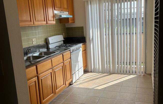 Studio, 1 bath, $1,450, Unit 131