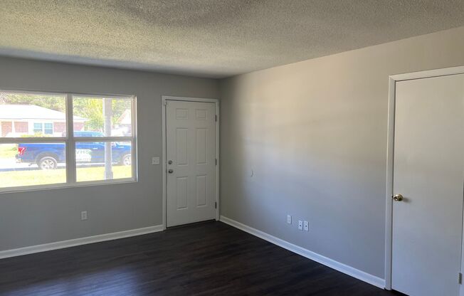 3 bedrooms - 2 bath Home