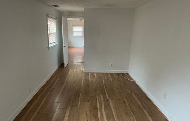 2 beds, 1 bath, $1,450