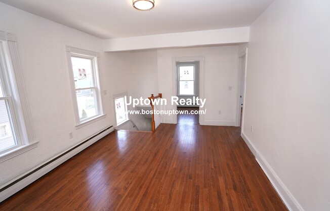 81 WAVERLY