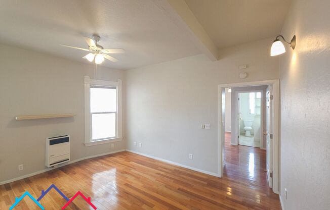 2249 San Antonio Ave.