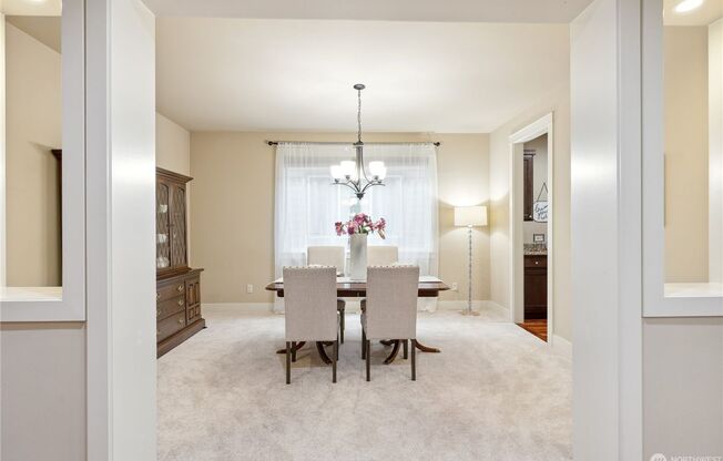 5bd/4.25ba Redmond Home