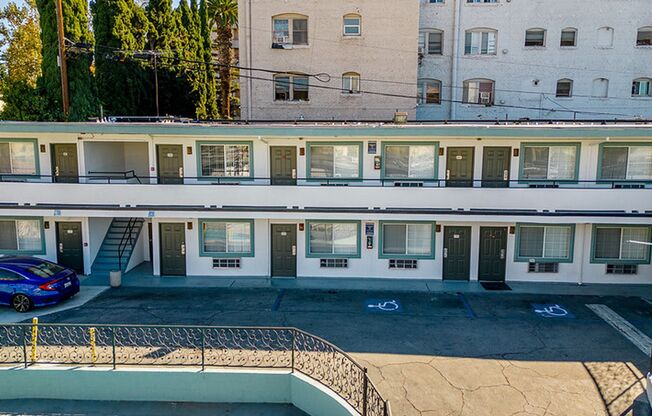 Studio, 1 bath, 126 sqft, $1,595, Unit 125