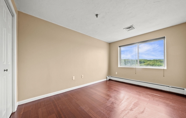 2 beds, 2 baths, 800 sqft, $2,500, Unit 602