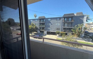 14758 W MAGNOLIA BLVD