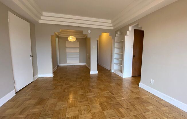 1 bed, 1 bath, $1,095, Unit 503