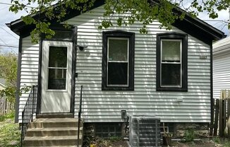 310 W SCOTT ST