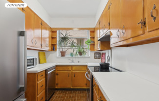 191 TERRACE PL
