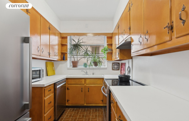 191 TERRACE PL