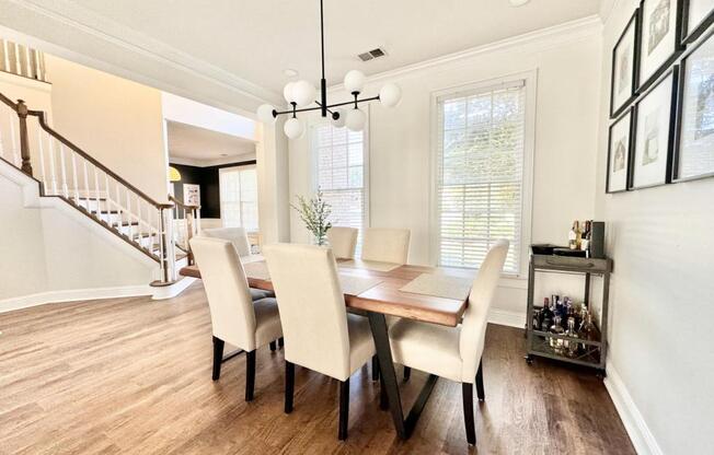 4331 OAKDALE VININGS CIR SE