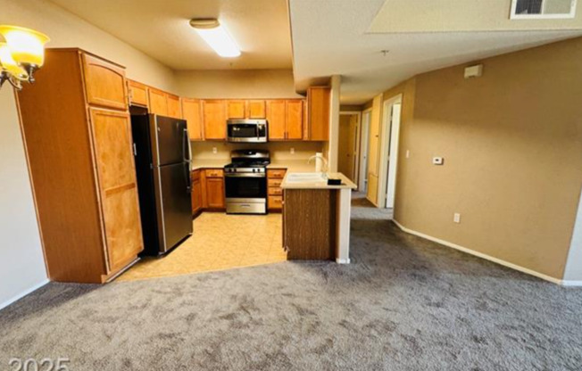 2 beds, 2 baths, $1,745, Unit UNIT 3214