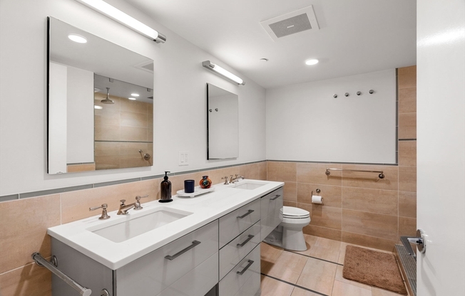 2 beds, 1.5 baths, 1,368 sqft, $5,500, Unit 906