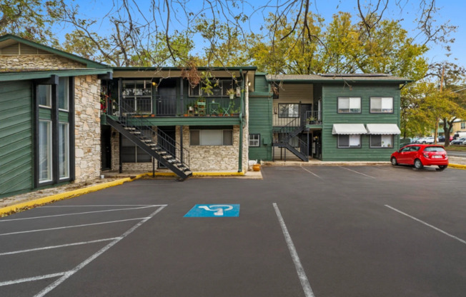 Studio, 1 bath, 400 sqft, $999, Unit 4510-203