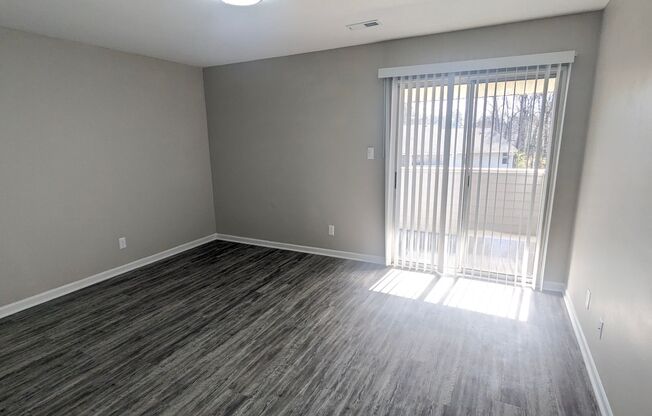 1 bed, 1 bath, 652 sqft, $950, Unit 2906H