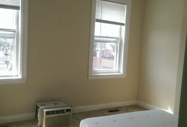 For Rent: Stylish Urban Living at 820 Park Ave– Your City Lifestyle Awaits!