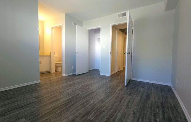 2 beds, 2.5 baths, 1,250 sqft, $2,698, Unit 15