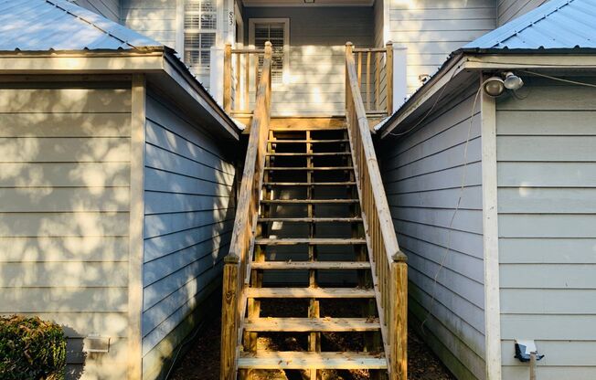 73 Clay St