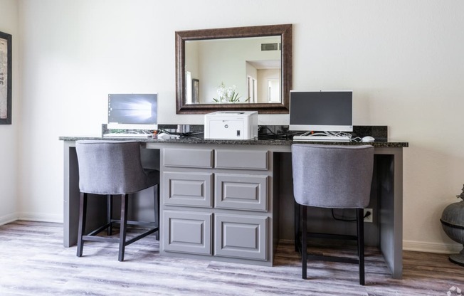 Work Desk at Summit Ridge Apartments, Texas