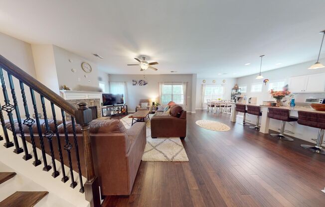 Very Well Maintained Home in East Richland S/D