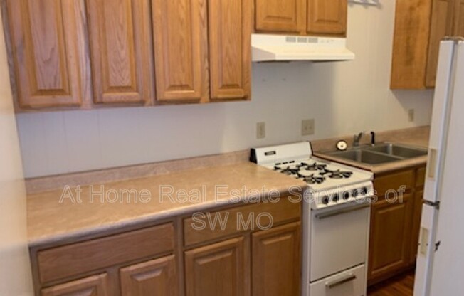 1628 N BENTON