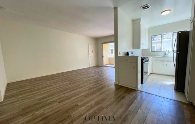 1 bed, 1 bath, $2,100, Unit 07