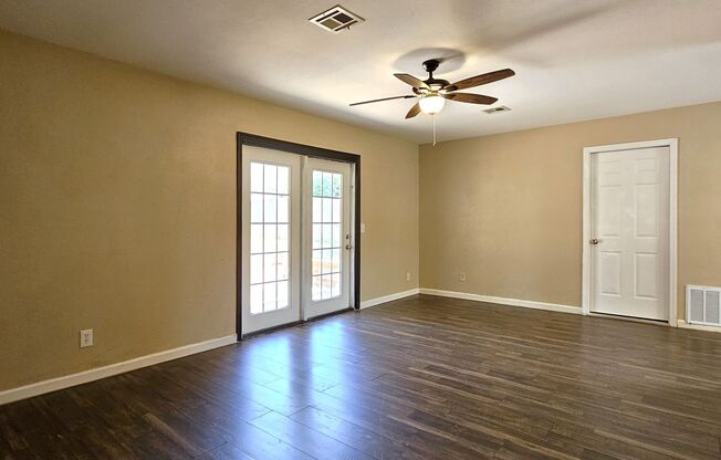 Charming Guthrie Home-Your New Home Awaits!