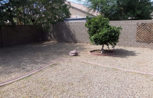 238 W GAIL DR