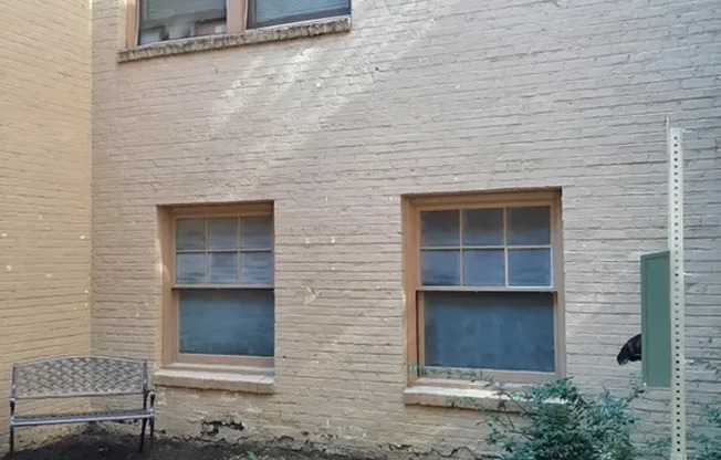 Studio, 1 bath, 306 sqft, $1,025, Unit 401