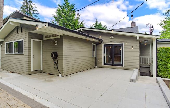 4Bd/2.75Ba Seattle House