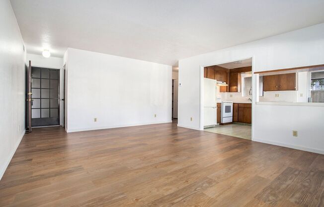 2 beds, 1 bath, $2,550, Unit 1415 Morton St. #A