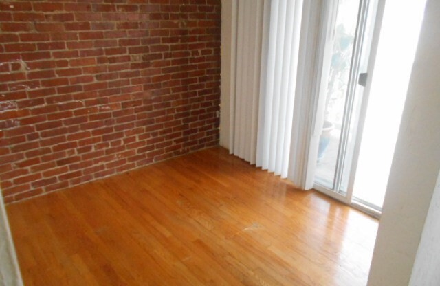 14 ARLINGTON
