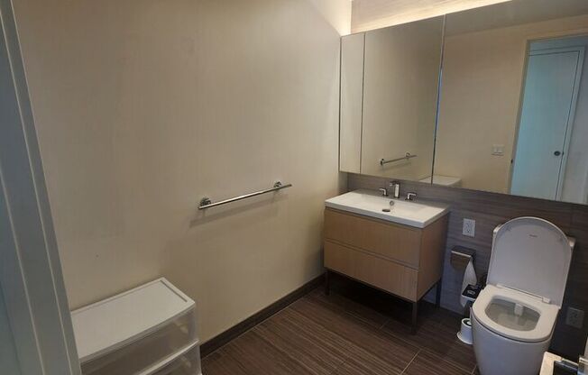 1 bed, 1 bath, 823 sqft, $3,700, Unit 4102