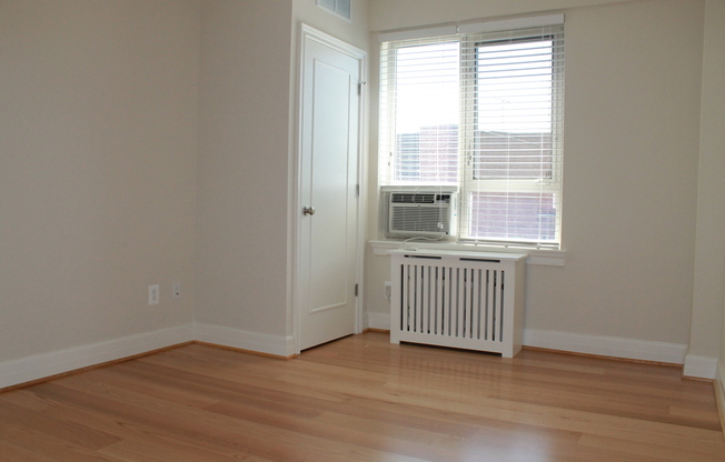 1 bed, 1 bath, 676 sqft, $2,500, Unit 207
