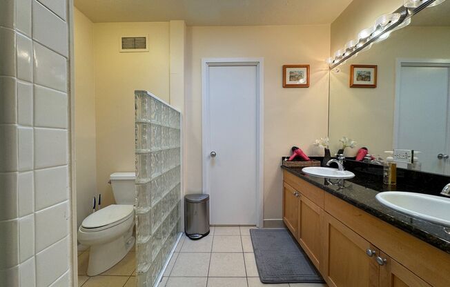 2 beds, 2 baths, $4,500, Unit # 1101