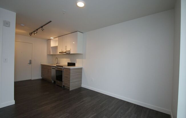 Studio, 1 bath, 356 sqft, $1,550, Unit 312 NEW