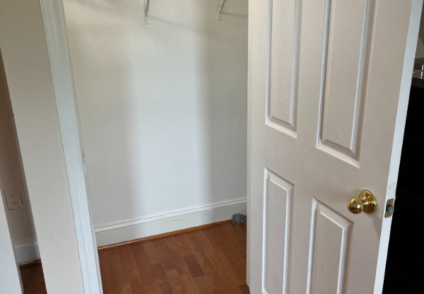 3220 BRIGHTWOOD AVE