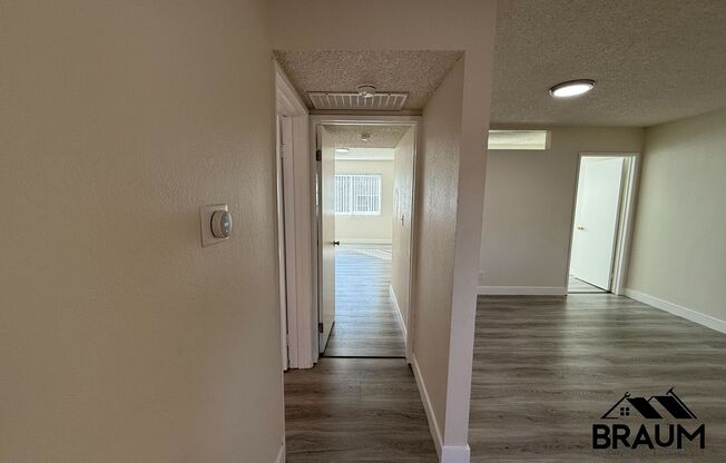 2 beds, 1 bath, 900 sqft, $2,295, Unit 7