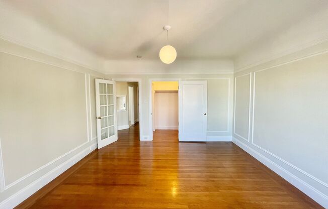 1 bed, 1 bath, $2,600, Unit 1580 Golden Gate #204