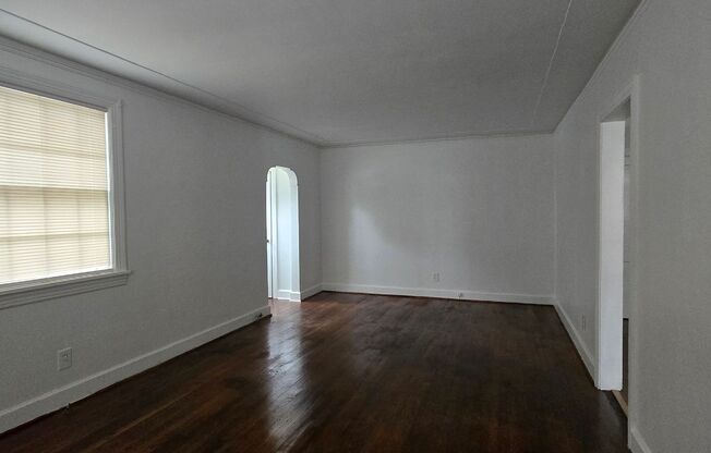 1513 East 49th Street
