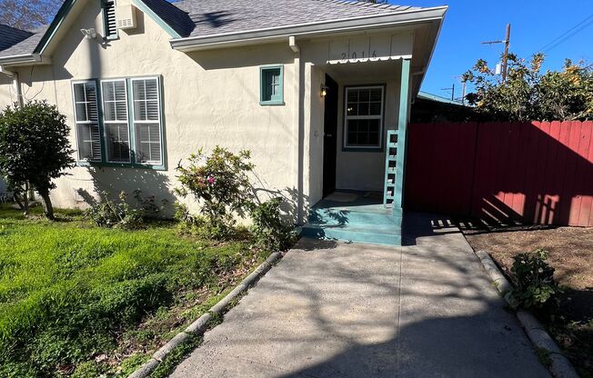 2016 17 Street - Modern Midtown Gem | 2BR/2BA Remodeled Duplex