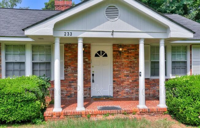233 LAFAYETTE DR