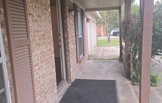 3 beds, 2 baths, $1,600