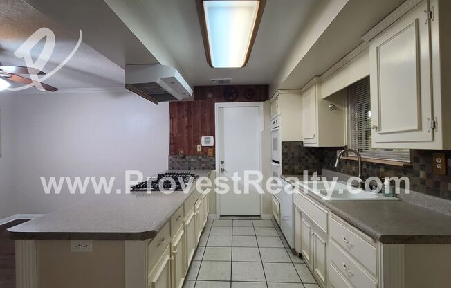 3 beds, 2 baths, $2,350