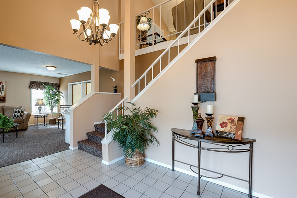 2 beds, 1.5 baths, 920 sqft, $1,719, Unit N201